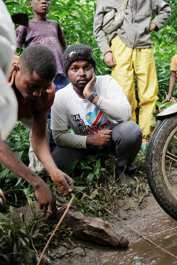 Obed Temba Tuyumvire and Virunga Mountain Natives